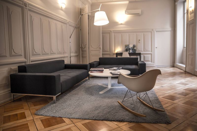 Aménagement Bureau Cabinet Avocats Lyon 2e – Mobilier Design Arrivetz