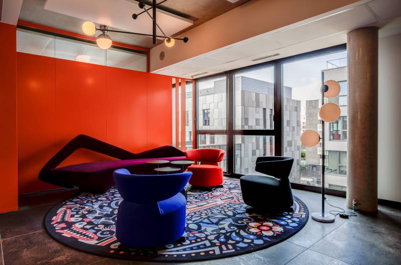 Aménagement de Bureaux à Lyon par Arrivetz : Design et Marques Prestigieuses