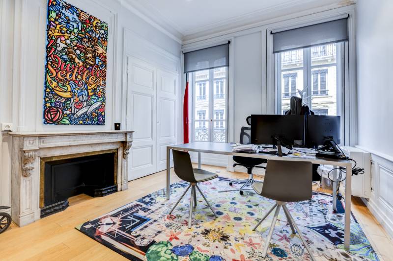 Aménagement Cabinet d’Avocats Lyon 2 : Bureaux Design avec Vitra et Cassina