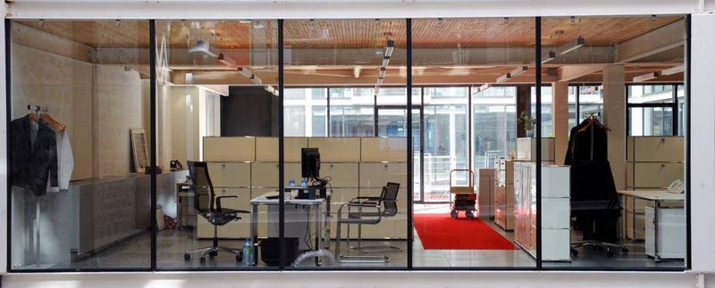 Aménagement Bureaux Maison Du Café Paris par Arrivetz Lyon : Mobilier Design et Fonctionnel