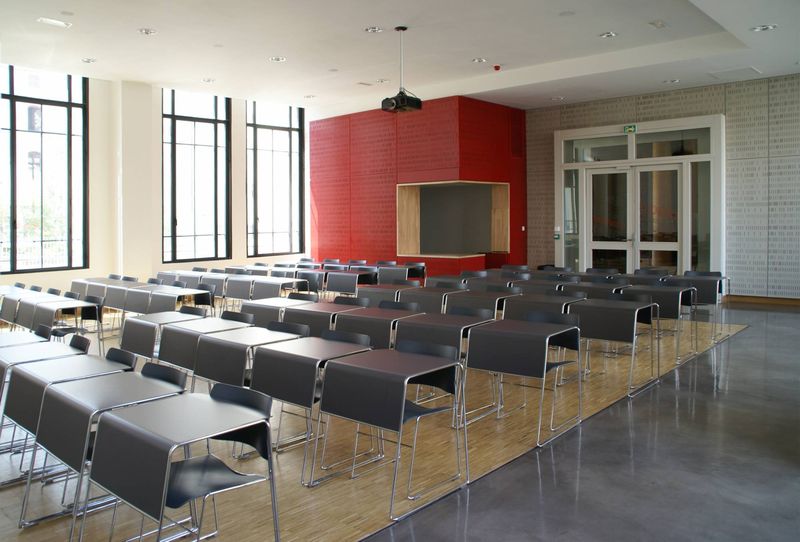 Aménagement et mobilier pour centre de formation à Lyon – Arrivetz