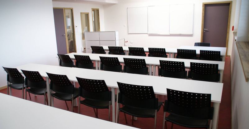 Aménagement intérieur du centre de formation à Lyon 3 par Arrivetz