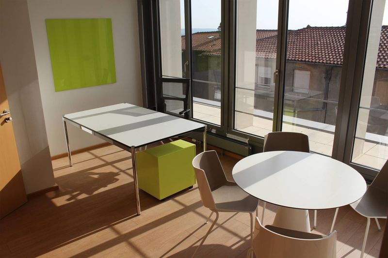 Aménagement intérieur d’une École d’Enseignement Supérieur à Lyon par Arrivetz