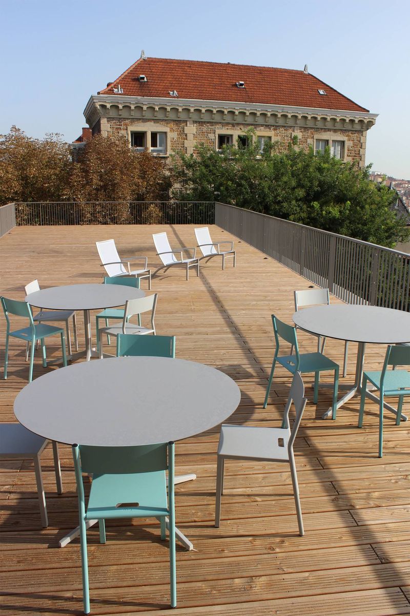 Aménagement intérieur d’une École d’Enseignement Supérieur à Lyon par Arrivetz