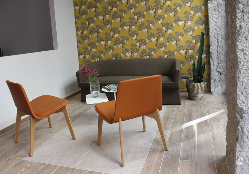 Aménagement Bureau HEMERYS Lyon 6 : Mobilier Design Viccarbe, Enea, Dvo, Kartell