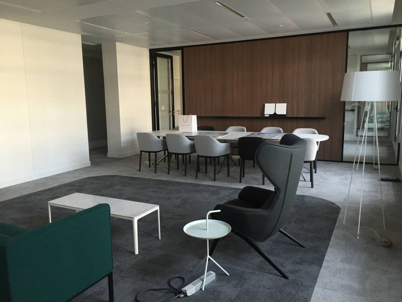 Aménagement Bureau Groupe SOGELYM DIXENCE à Paris – Arrivetz Lyon, Mobilier Design