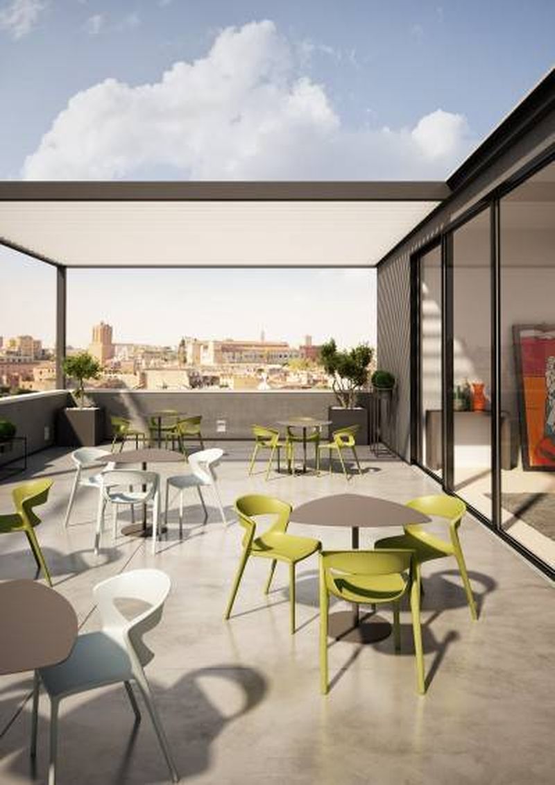 Chaise KICCA ONE Arrivetz Lyon – Plastique, Empilable et Colorée