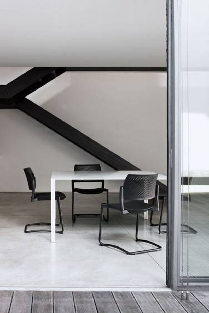 KYOS Chaise Multi-Usages Arrivetz Lyon – Empilable, Polyvalente et Modulable