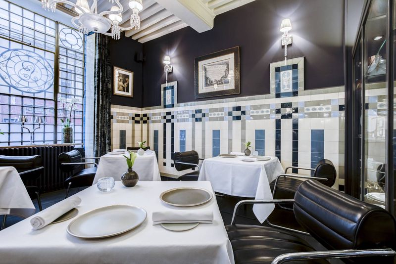 Aménagement Design Restaurant La Mère Brazier Lyon – Arrivetz