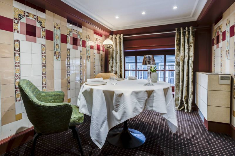 Aménagement Design Restaurant La Mère Brazier Lyon – Arrivetz