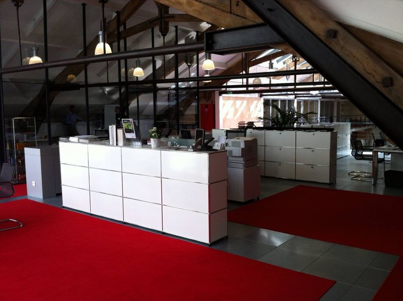 Aménagement Bureaux Maison Du Café Paris par Arrivetz Lyon : Mobilier Design et Fonctionnel